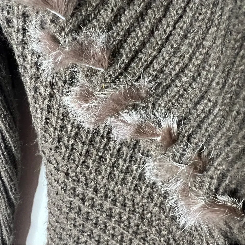 Moon River‎ Ribbed Knit Ruffle Olive Green Faux Fur Tie Front Cardigan Medium
